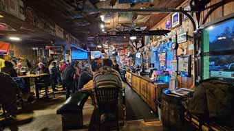 Charlies Mountain View Tavern